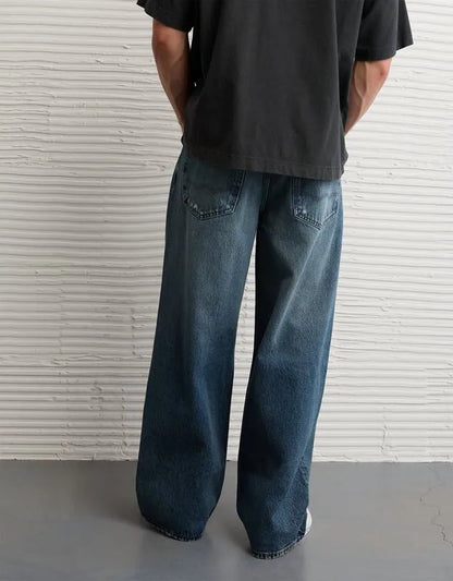 AE Ultra Baggy Jean