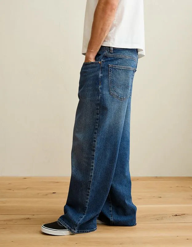 AE Ultra Baggy Jean