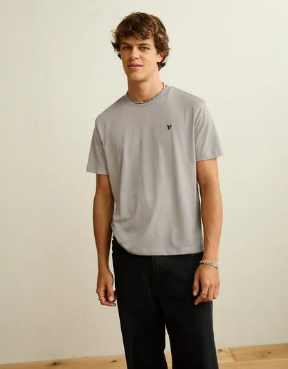 AE Standard Fit Lightweight Logo T-Shirt