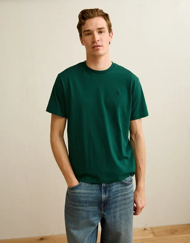 AE Standard Fit Lightweight Logo T-Shirt