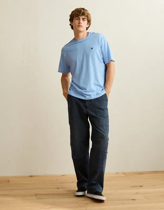 AE Standard Fit Lightweight Logo T-Shirt