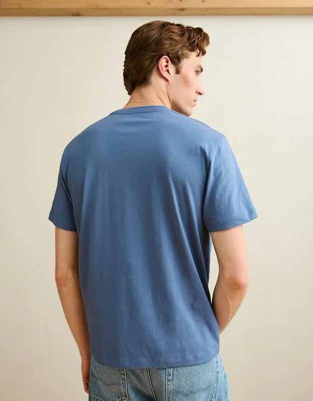 AE Standard Fit Lightweight Logo T-Shirt