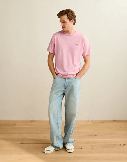 AE Standard Fit Lightweight Logo T-Shirt