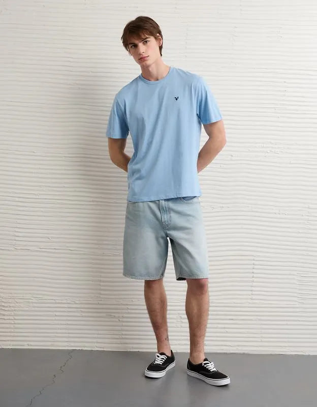 AE Standard Fit Lightweight Logo T-Shirt