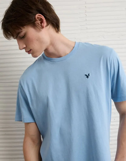 AE Standard Fit Lightweight Logo T-Shirt
