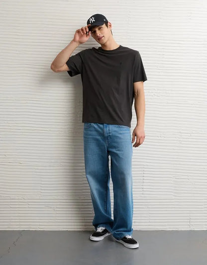AE Standard Fit Lightweight Logo T-Shirt