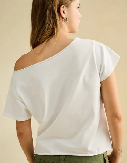 AE Off-the-Shoulder Graphic T-Shirt