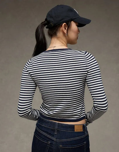 AE Classic Slim Button-Up Cardigan
