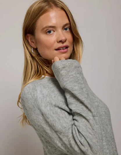 AE77 Cashmere-Blend Crew Neck Sweater