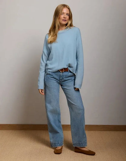 AE77 Cashmere-Blend Crew Neck Sweater