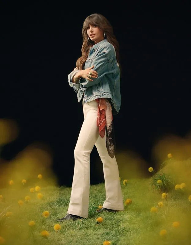 AE Super Low-Rise Kick Bootcut Jean