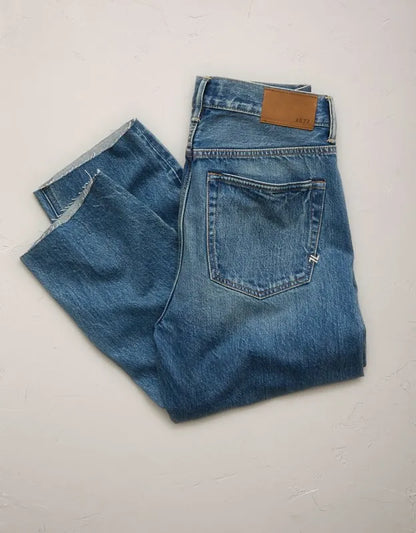 AE77 Premium Straight Ankle Jean