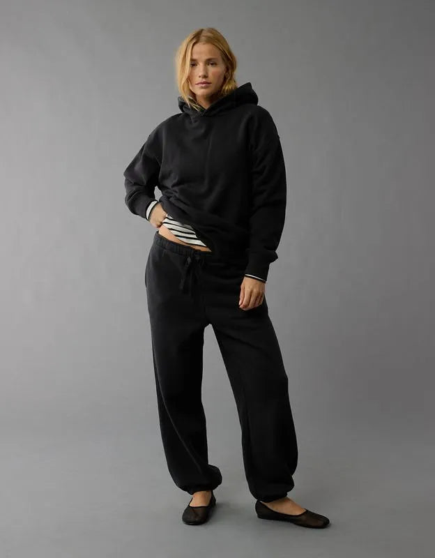 AE Classic Fit Everyday Luxe Hoodie