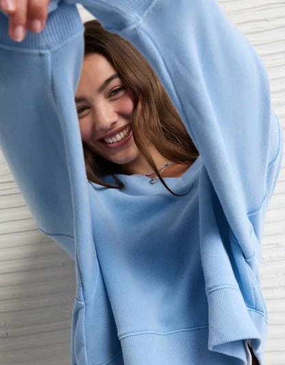 AE Cropped V-Neck Sweatshirt