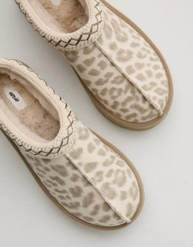 Aerie Embroidered Slippers