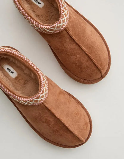 Aerie Embroidered Slippers