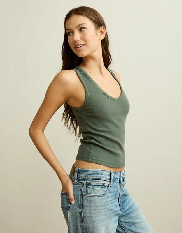 AE V-Neck Boyfriend Tank Top