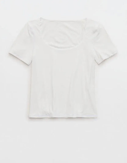 SMOOTHEZ Short Sleeve Scoop T-Shirt