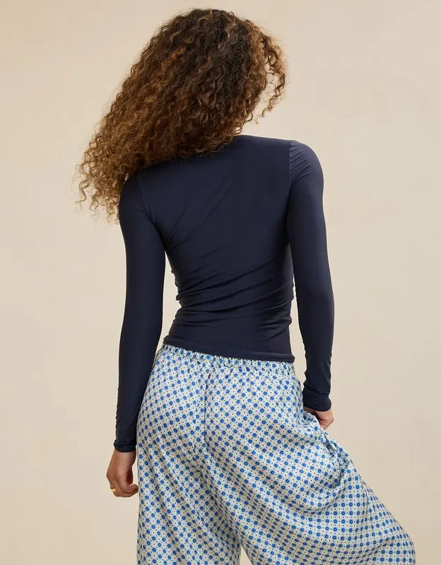 SMOOTHEZ Long Sleeve Ruched Top