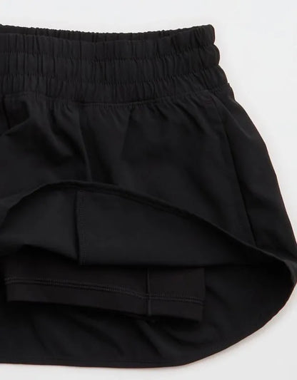 Georgia Bulldogs OFFLINE By Aerie 2" Hot Stuff Short