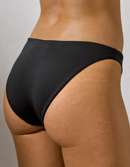 Left On Friday Wear To Bikini Bottom