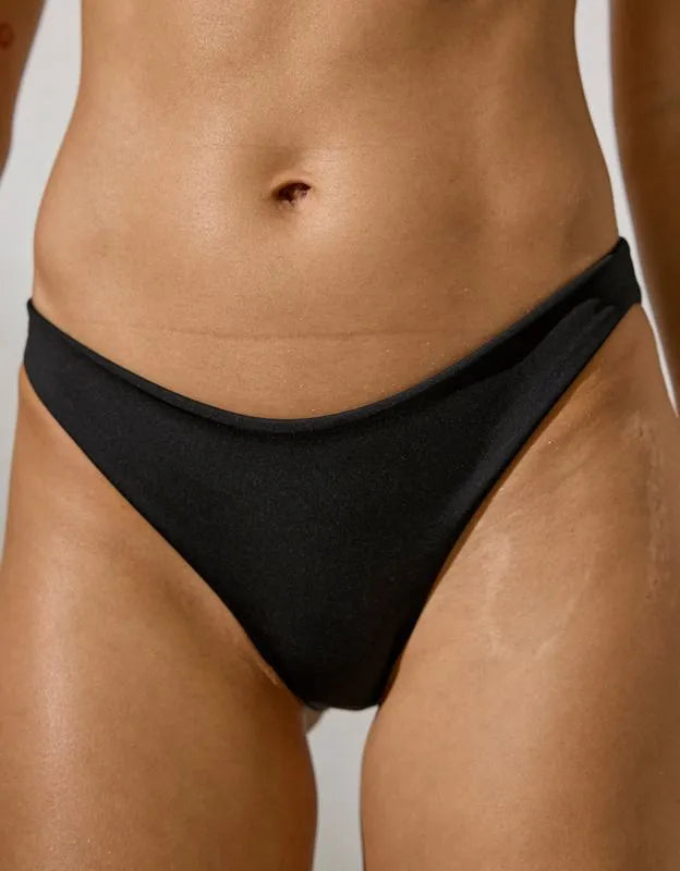 Left On Friday Wear To Bikini Bottom