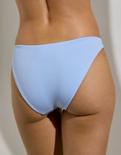 Left On Friday Wear To Bikini Bottom