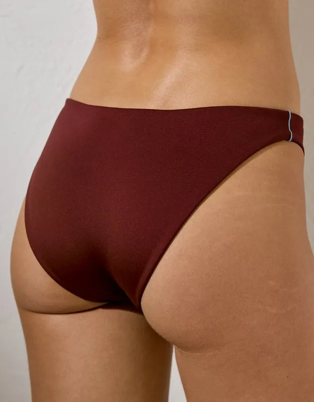 Left On Friday Wear To Bikini Bottom