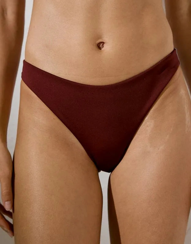 Left On Friday Wear To Bikini Bottom