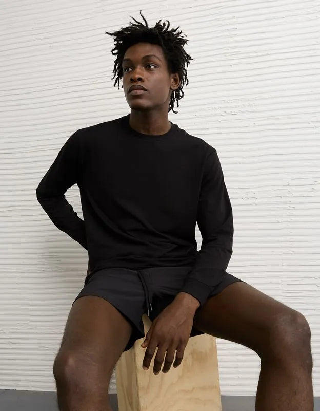 AE 24/7 Standard Fit Long-Sleeve Active T-Shirt