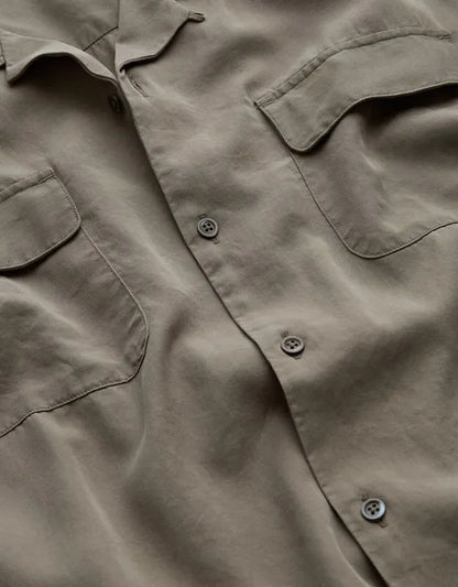AE77 Premium Relaxed Short-Sleeve Button-Up Shirt