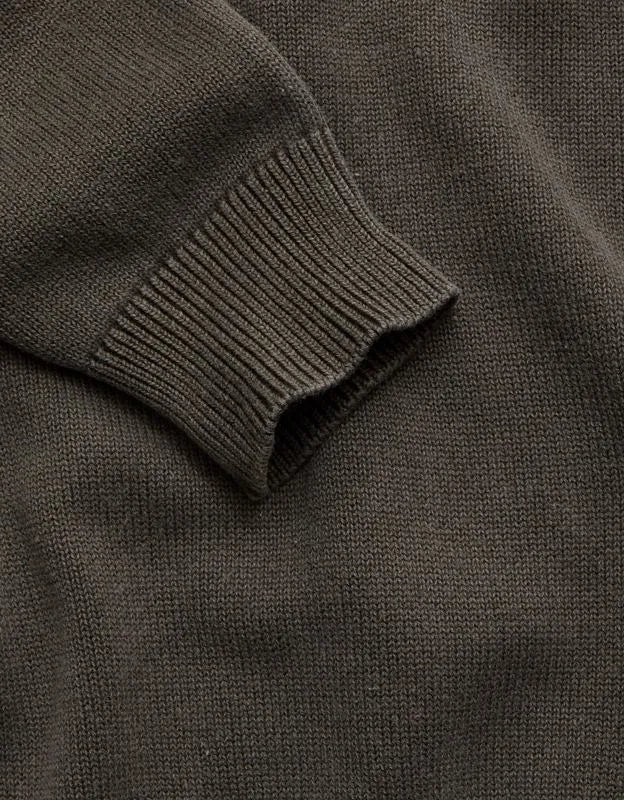 AE77 Garment-Washed Raglan Sweater