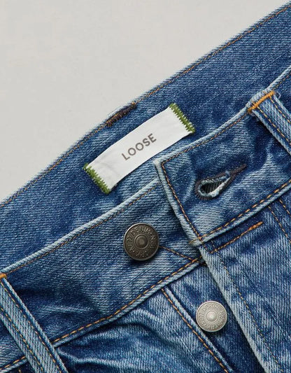 AE77 Loose Ankle Jean