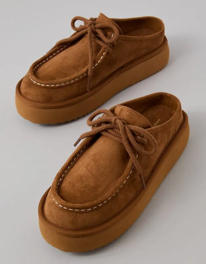 AE Hangout Clog