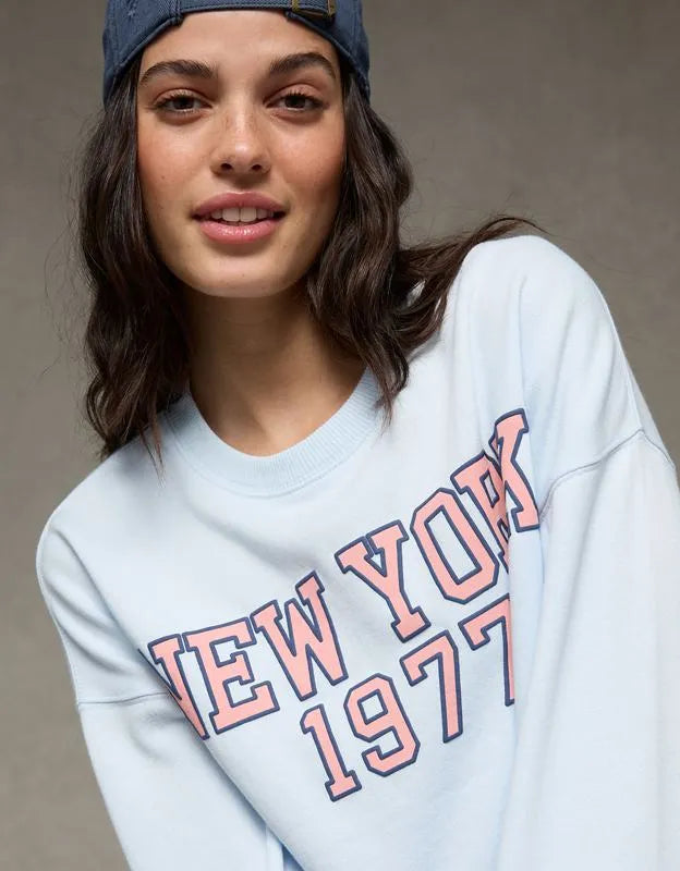AE Graphic Crew Neck Sweatshirt