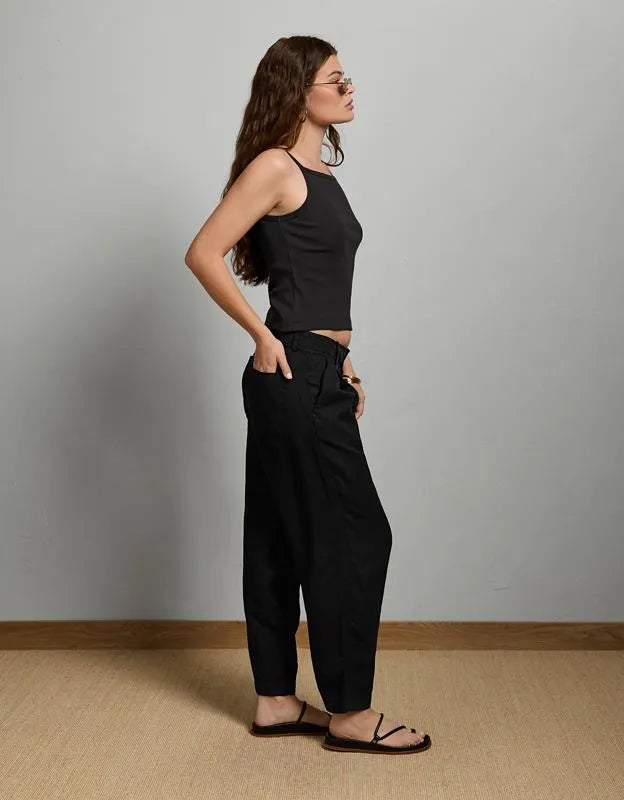 AE77 High-Waisted Tapered Linen-Blend Pant