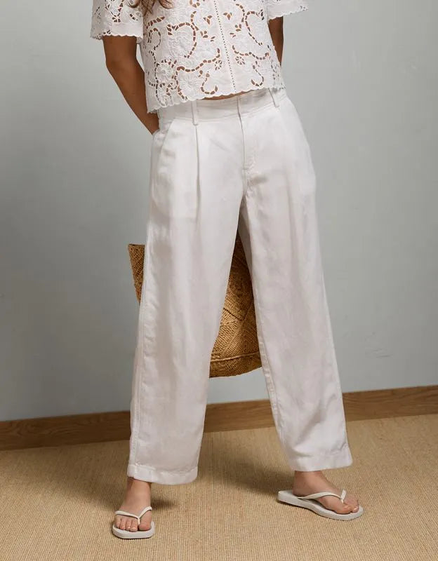 AE77 High-Waisted Tapered Linen-Blend Pant