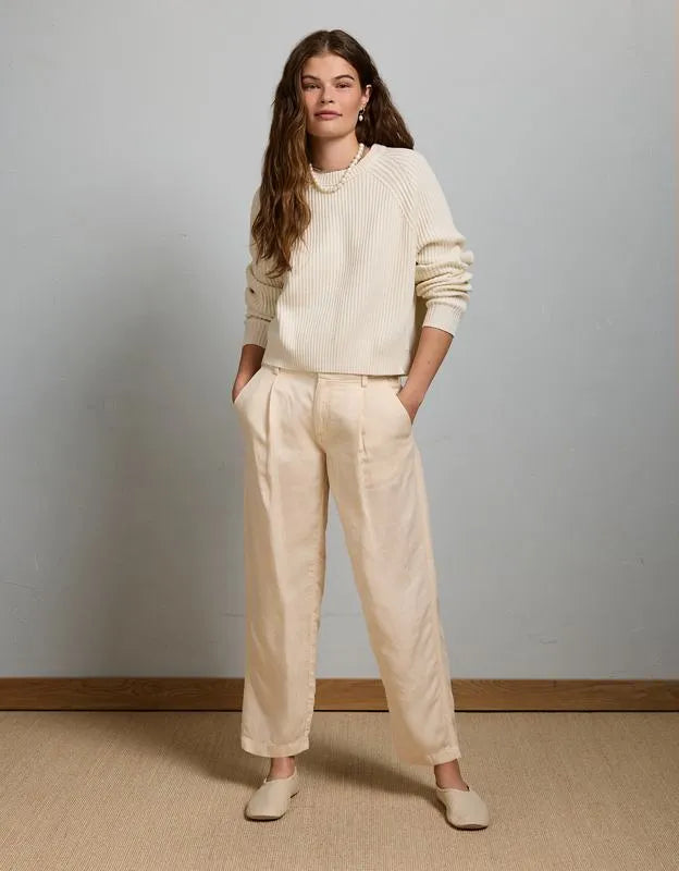 AE77 High-Waisted Tapered Linen-Blend Pant