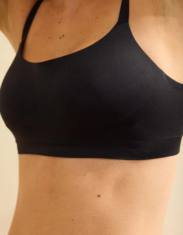 SMOOTHEZ Seamless Bra-ish Wireless Bralette