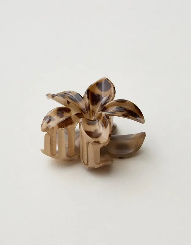Aerie Flower Claw Clip