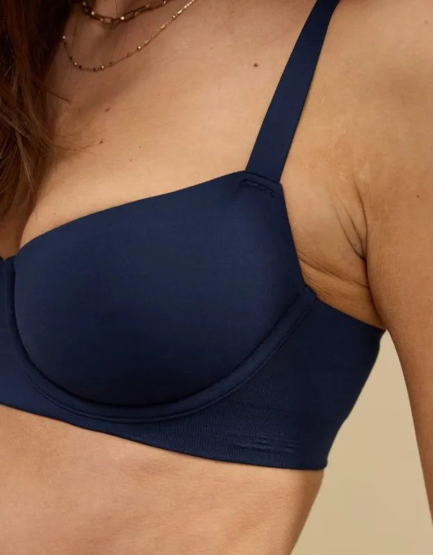 SMOOTHEZ Seamless Unlined Bra