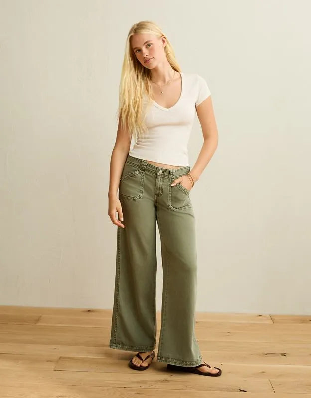 AE V-Neck Hey Baby Tee