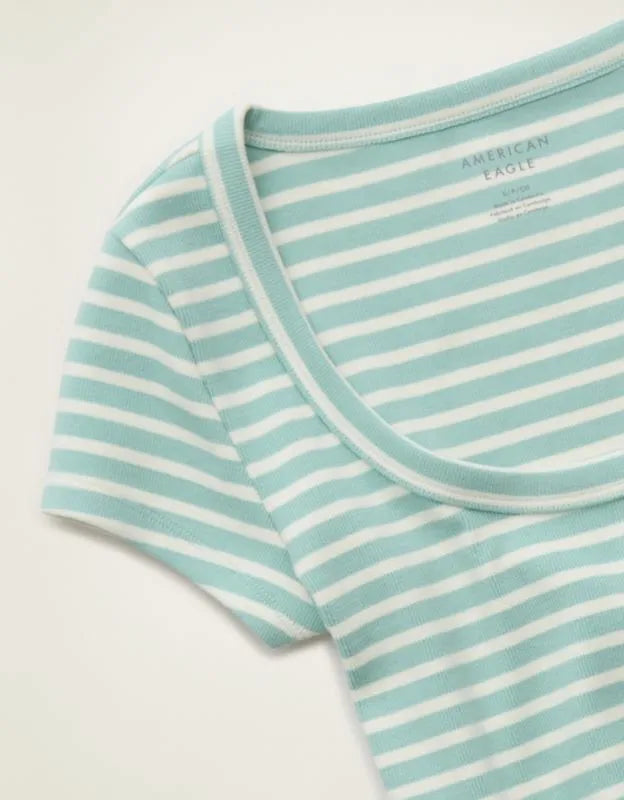 AE Scoop Neck Hey Baby Tee
