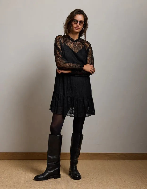 AE77 Lace Dress