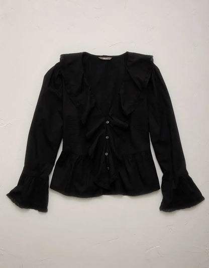 AE77 Ruffled V-Neck Blouse