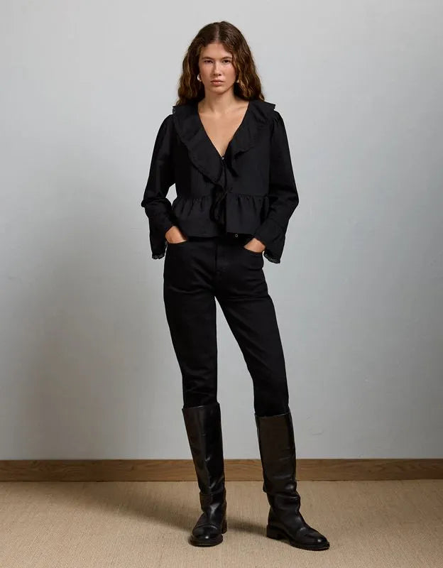 AE77 Ruffled V-Neck Blouse