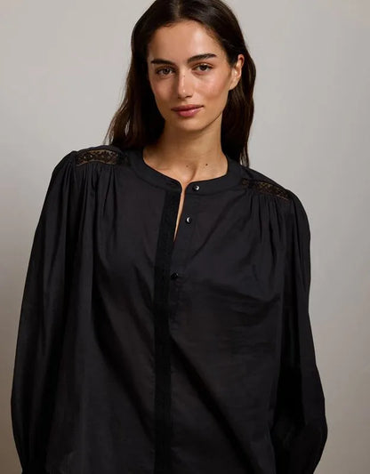 AE77 Poet Blouse