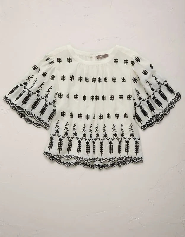 AE77 Embroidered Bell Sleeve Blouse