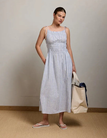 AE77 Ruched Midi Dress