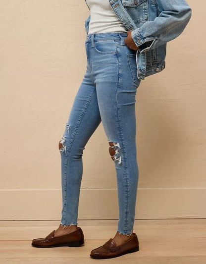 AE Super High-Waisted Ripped Jegging